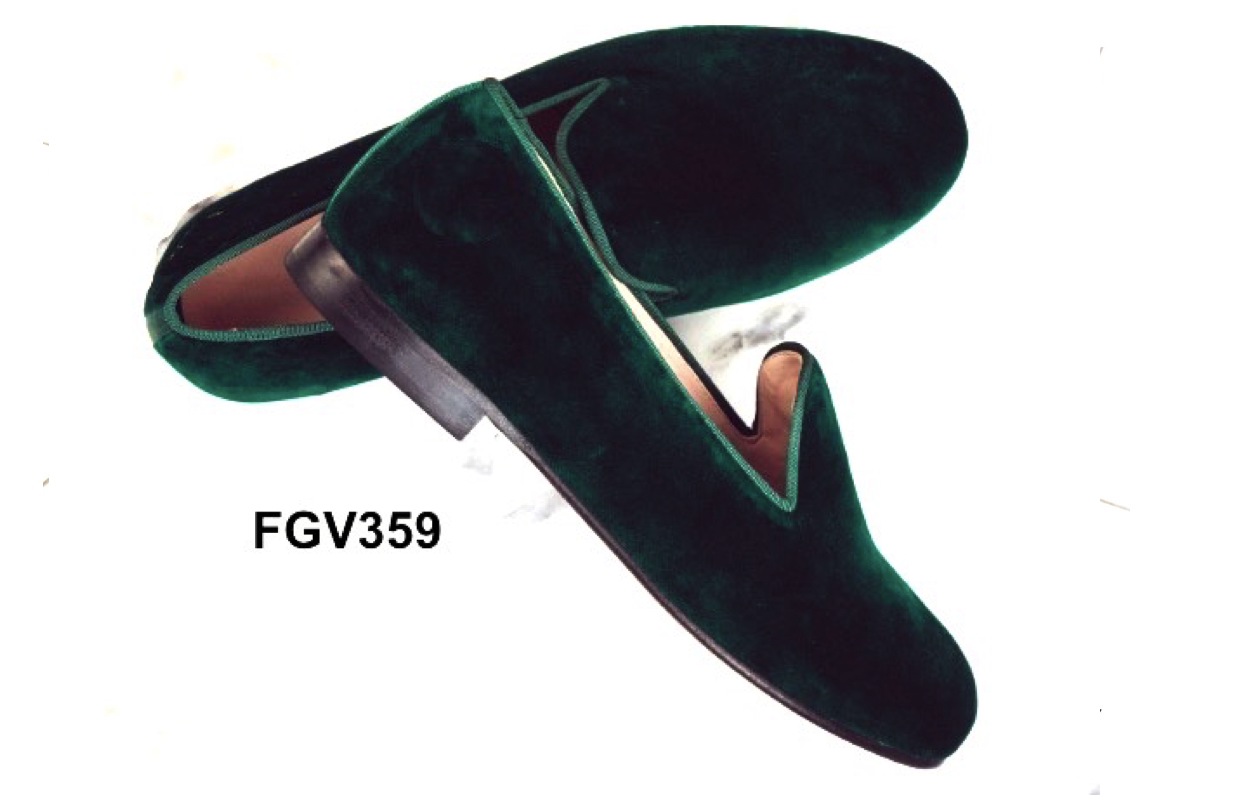 Gepersonaliseerde groene damesloafers in smokingstijl