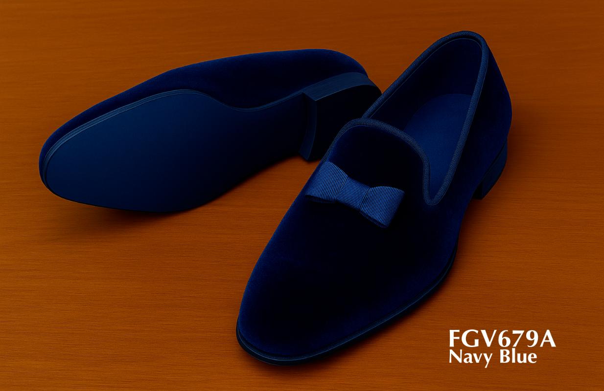 blauw fluwelen schoen met strik